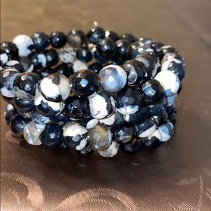 NWOT Black & Ivory Agate Coil Wrap Bracelet